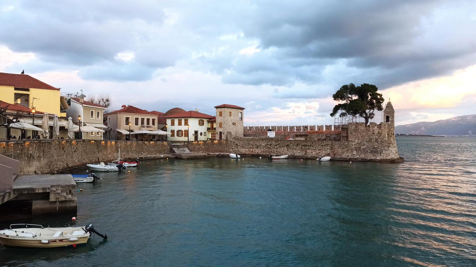 Nafpaktos Cottage By The Sea For Travelers And Dreamers! Esterno foto